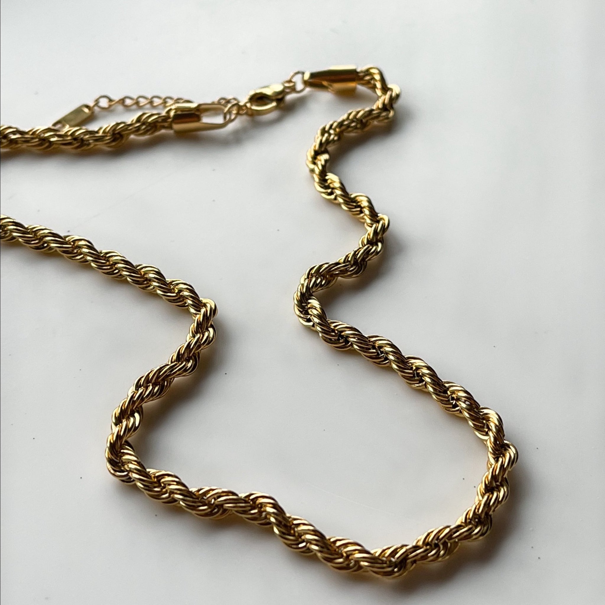 Gold Rope Twisted Chain Necklace - Lovisa